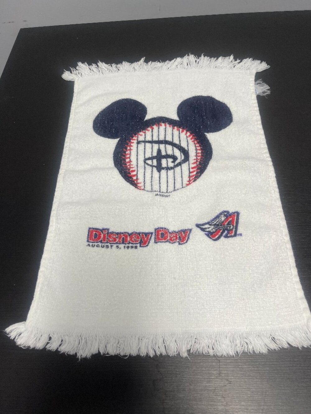Vintage Disney Day Anaheim Angels Mickey Baseball Rally Towel 1998